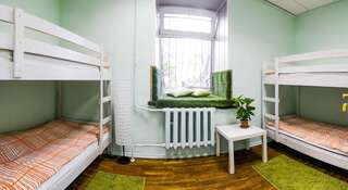 Гостиница Lime Hostel Санкт-Петербург Кровать в общем четырехместном номере-4