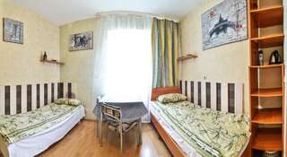 Гостиница Lime Hostel Санкт-Петербург Двухместный номер с 1 кроватью или 2 отдельными кроватями и собственной ванной комнатой-6